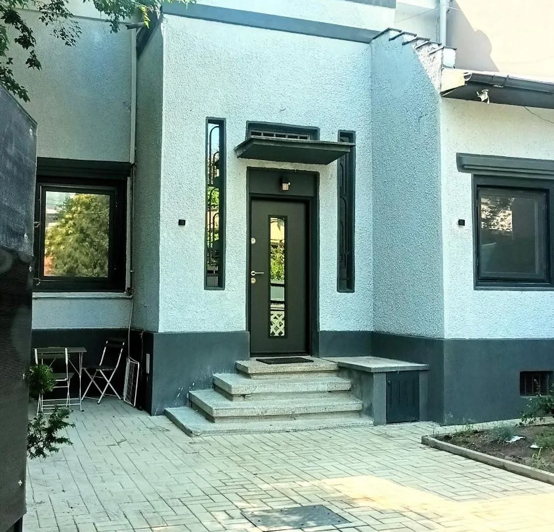 Littlehouse- Entire Property For Maximum 4 People Bukarest