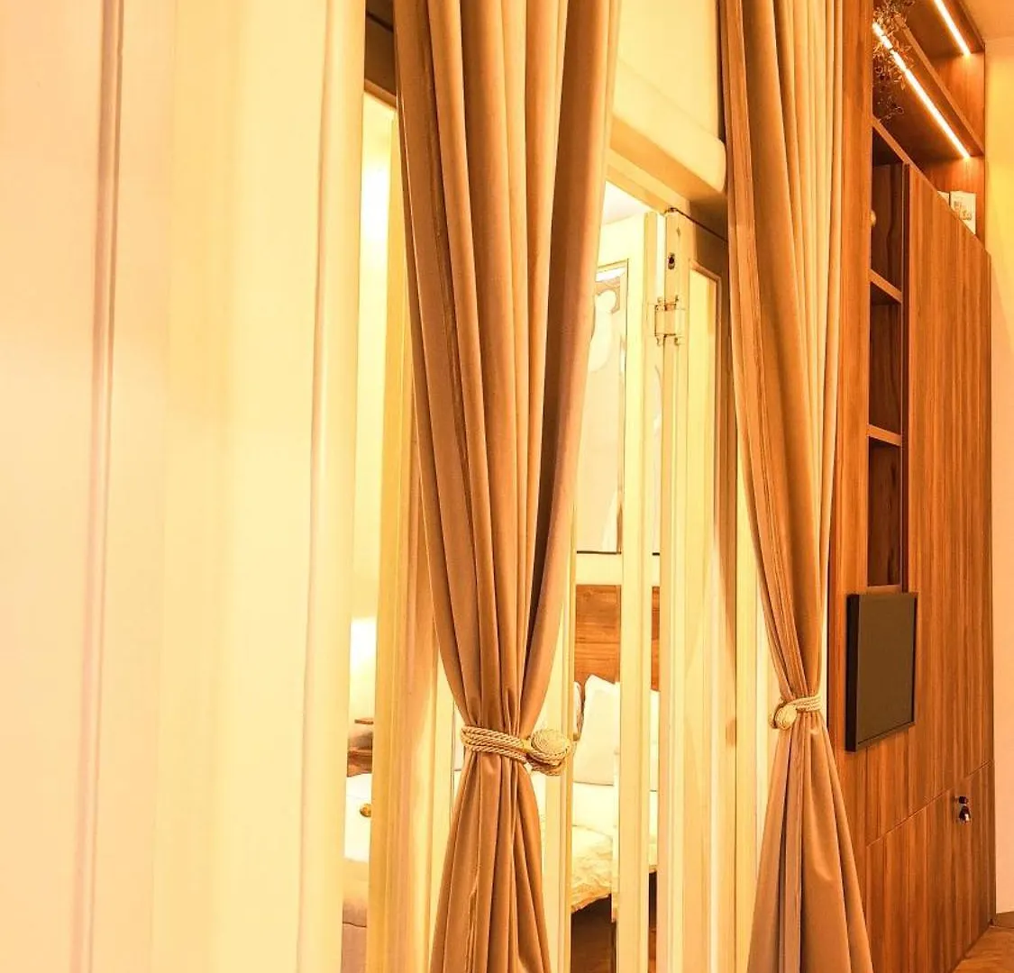 Littlehouse- Entire Property For Maximum 4 People Bukarest Villa